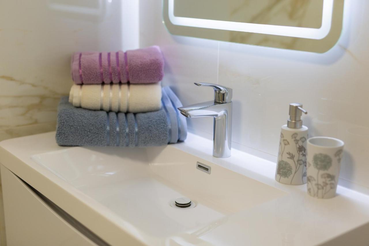 Apartment Mladen Krk Town Luaran gambar