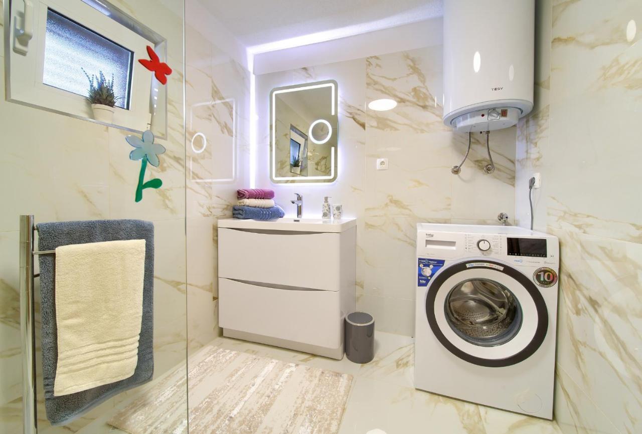 Apartment Mladen Krk Town Luaran gambar