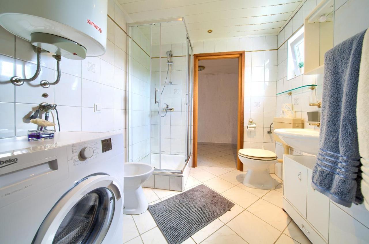 Apartment Mladen Krk Town Luaran gambar