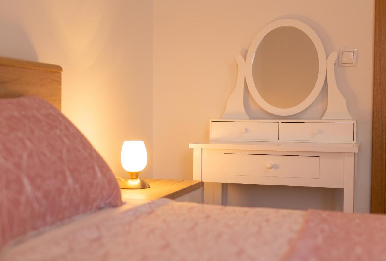 Apartment Mladen Krk Town Luaran gambar